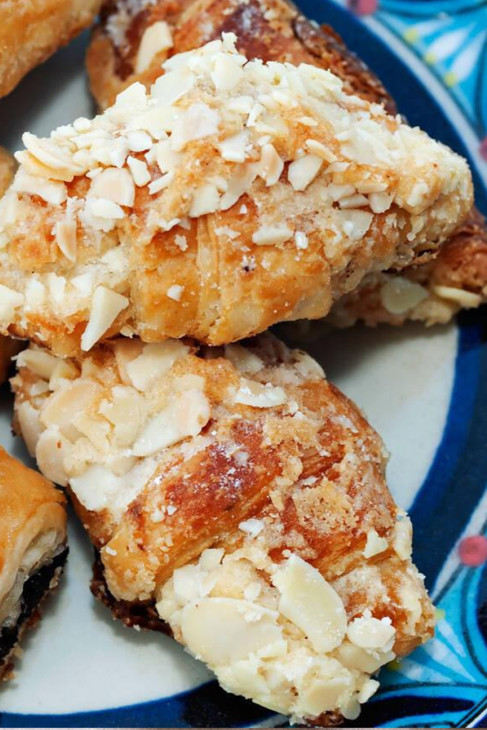 almond croissant