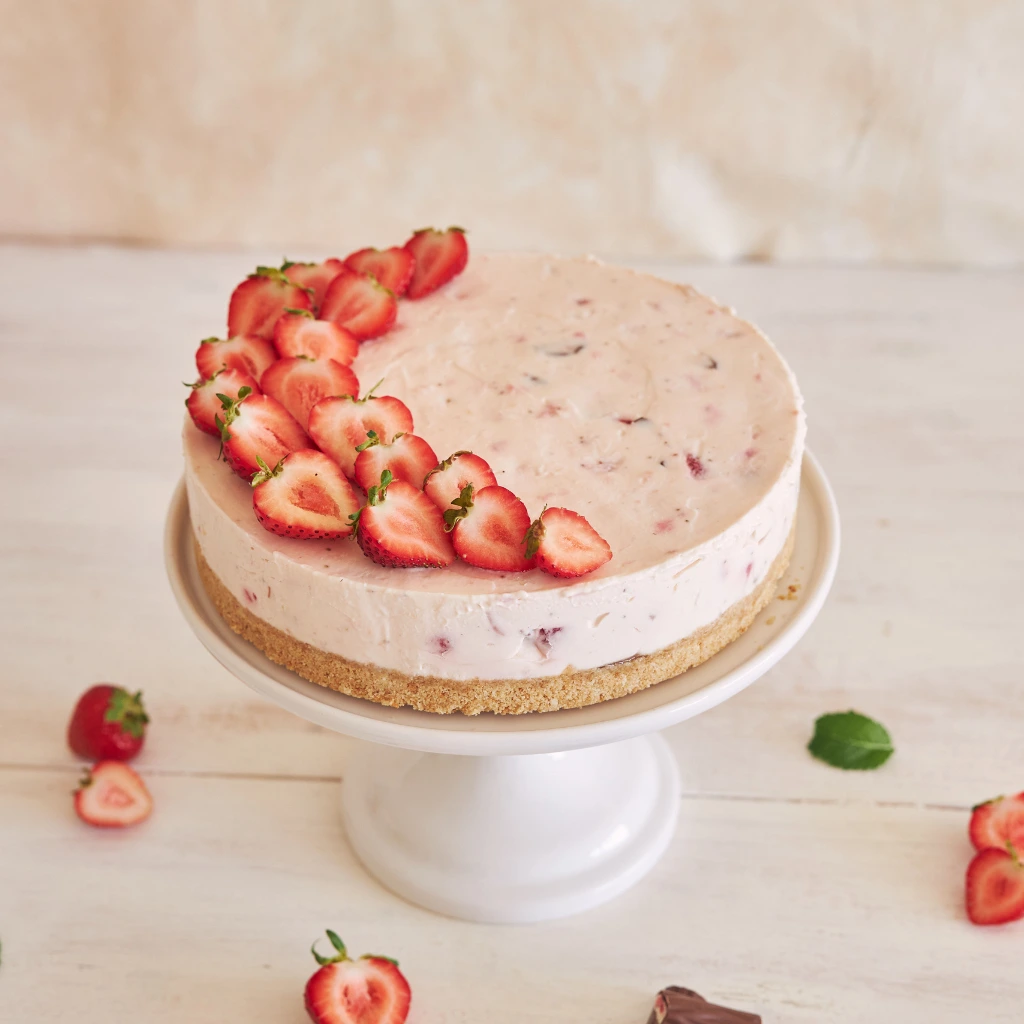 snickers strawberry cheesecake